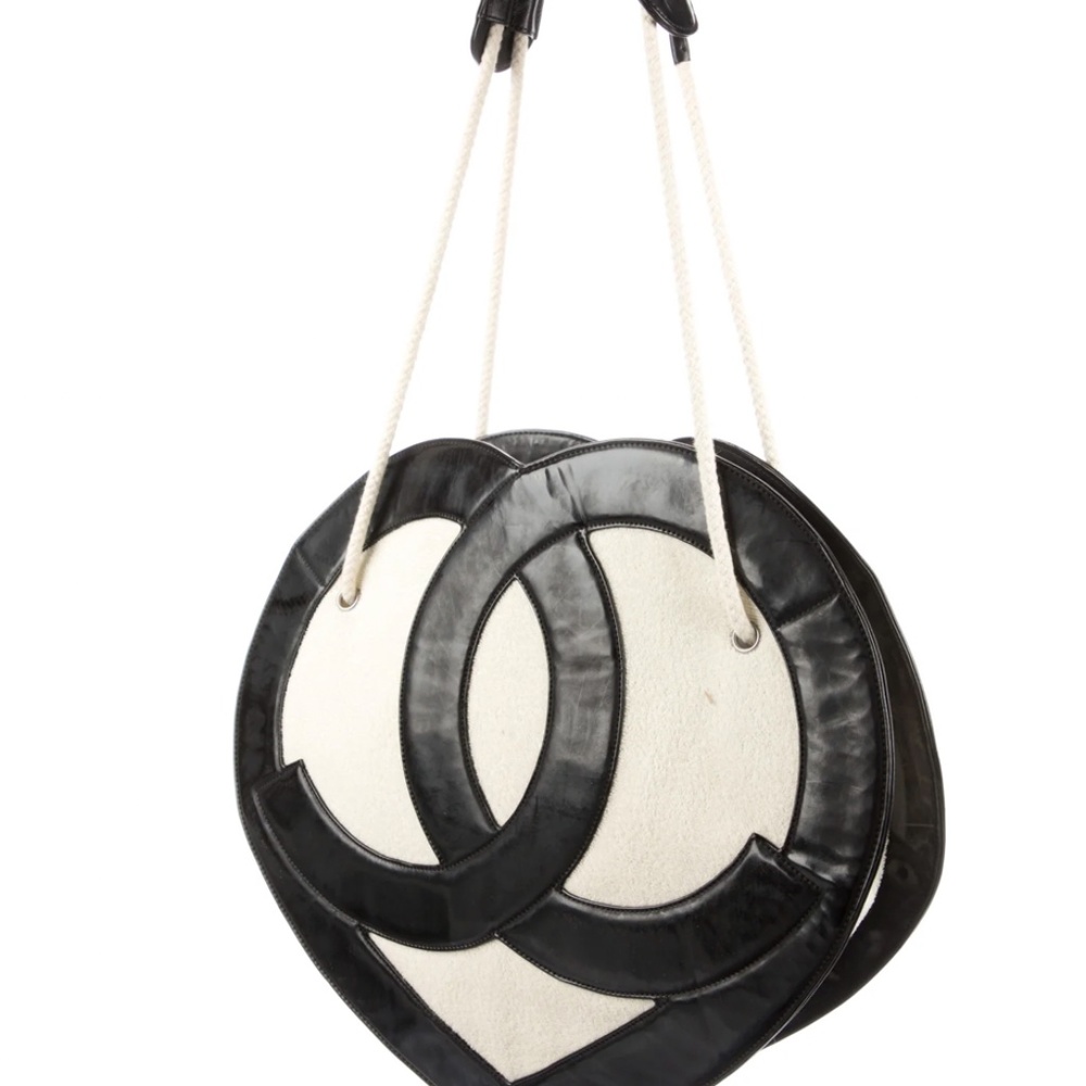Chanel RARE Heart '90s Vintage Collector CC Tote Bag Purse - Picture 4 of 9